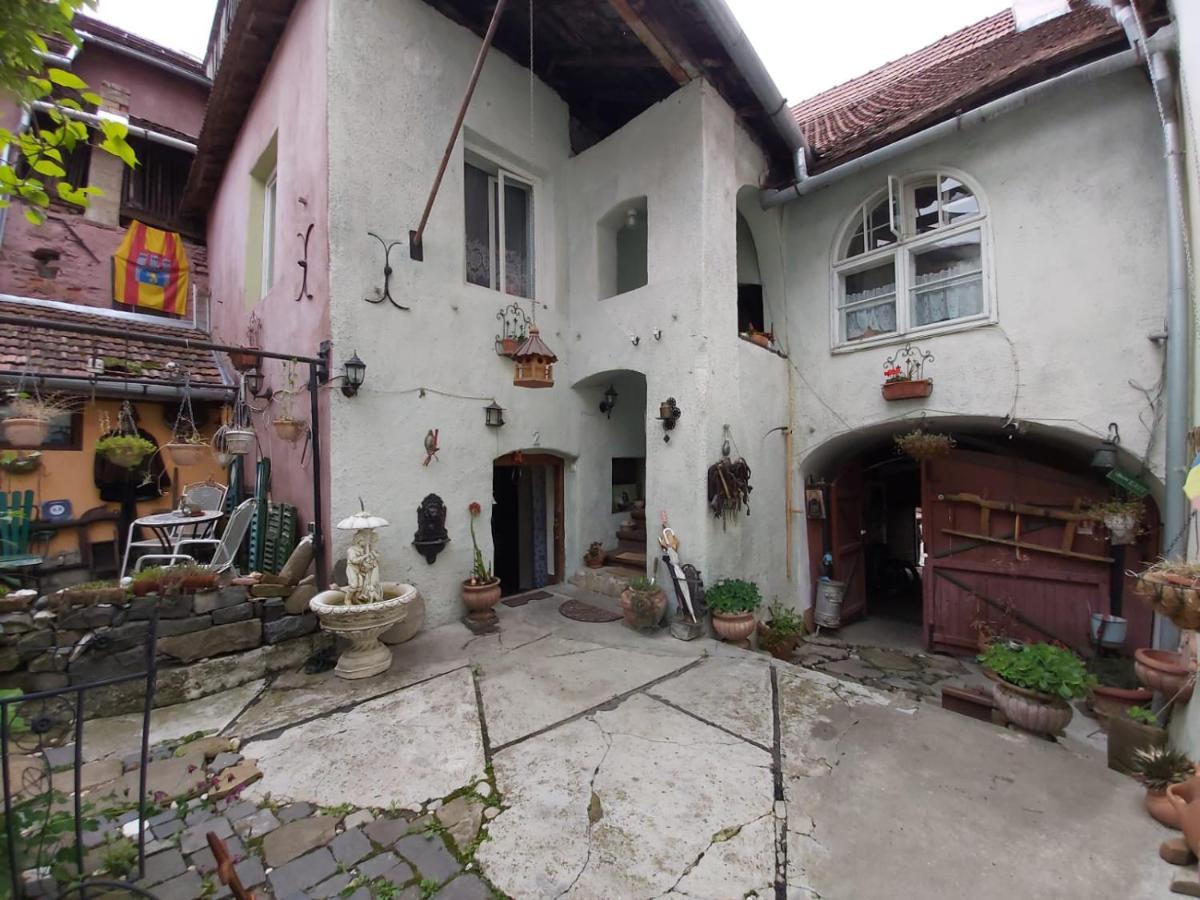 Casa Morar Διαμέρισμα Σιγκισοάρα Εξωτερικό φωτογραφία